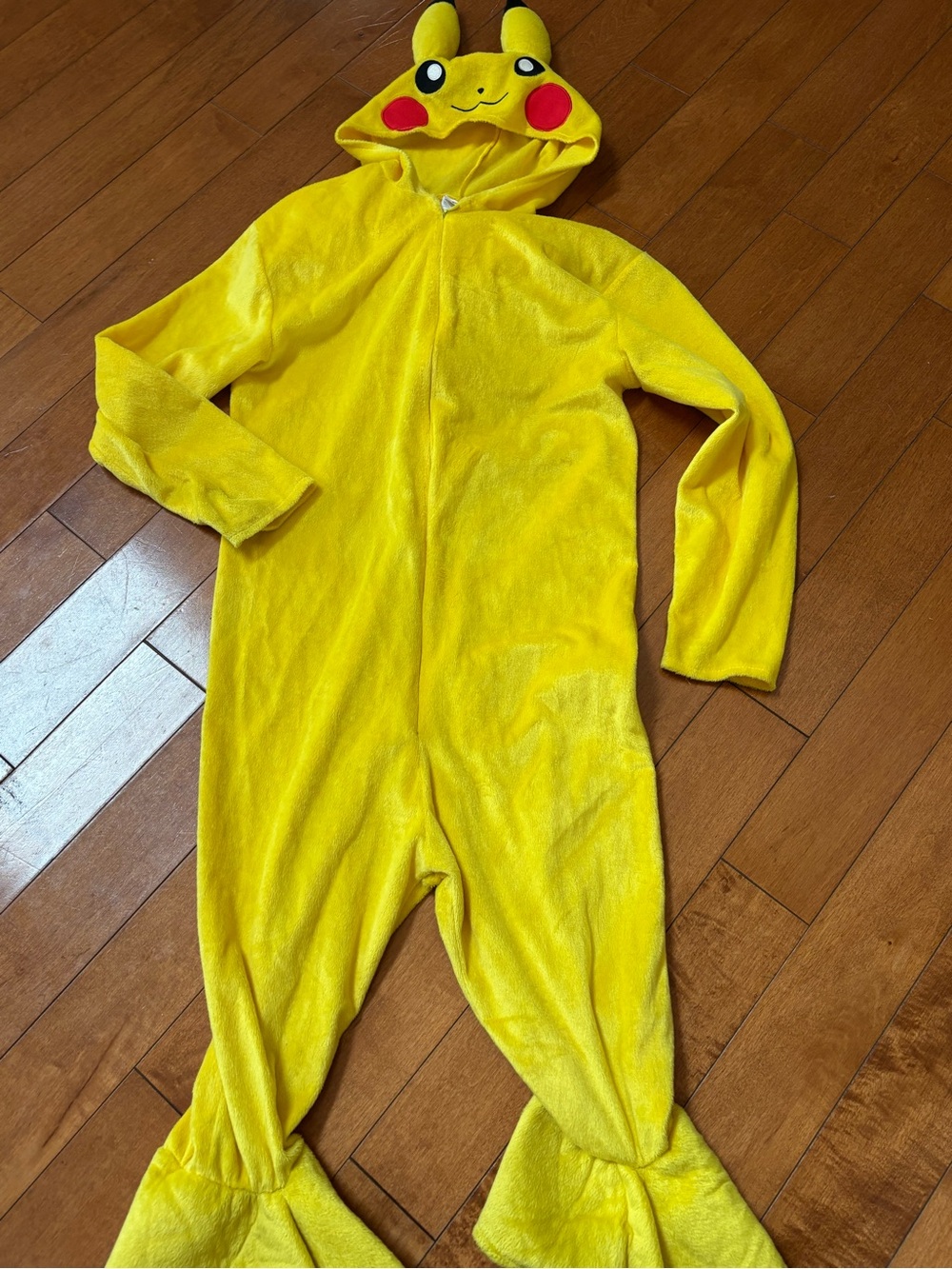 Pokemon Pikachu Kids Youth XS 3T 4T Yellow Hooded One-Piece Halloween Costume